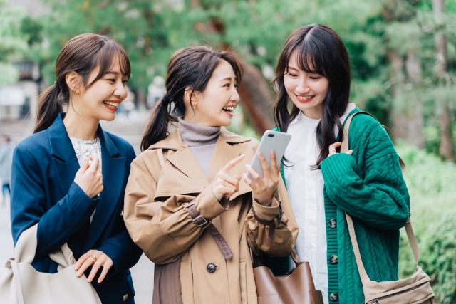 朝は顔、夕方は足…女性の「むくみ」はなぜ場所が変わる？